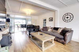 Photo 19- click for photo gallery